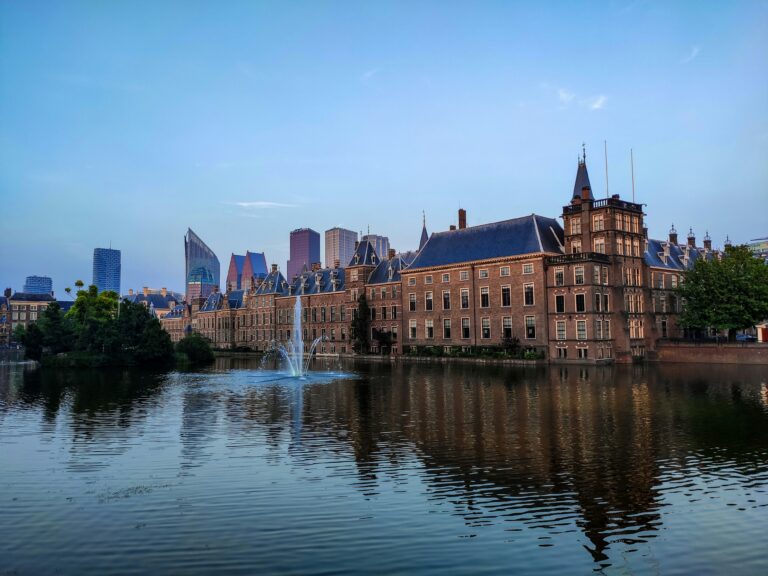 Nieuwe box 3-wet wankelt: Eerste Kamer neemt extra tijd, minister Heinen wil sleutelen